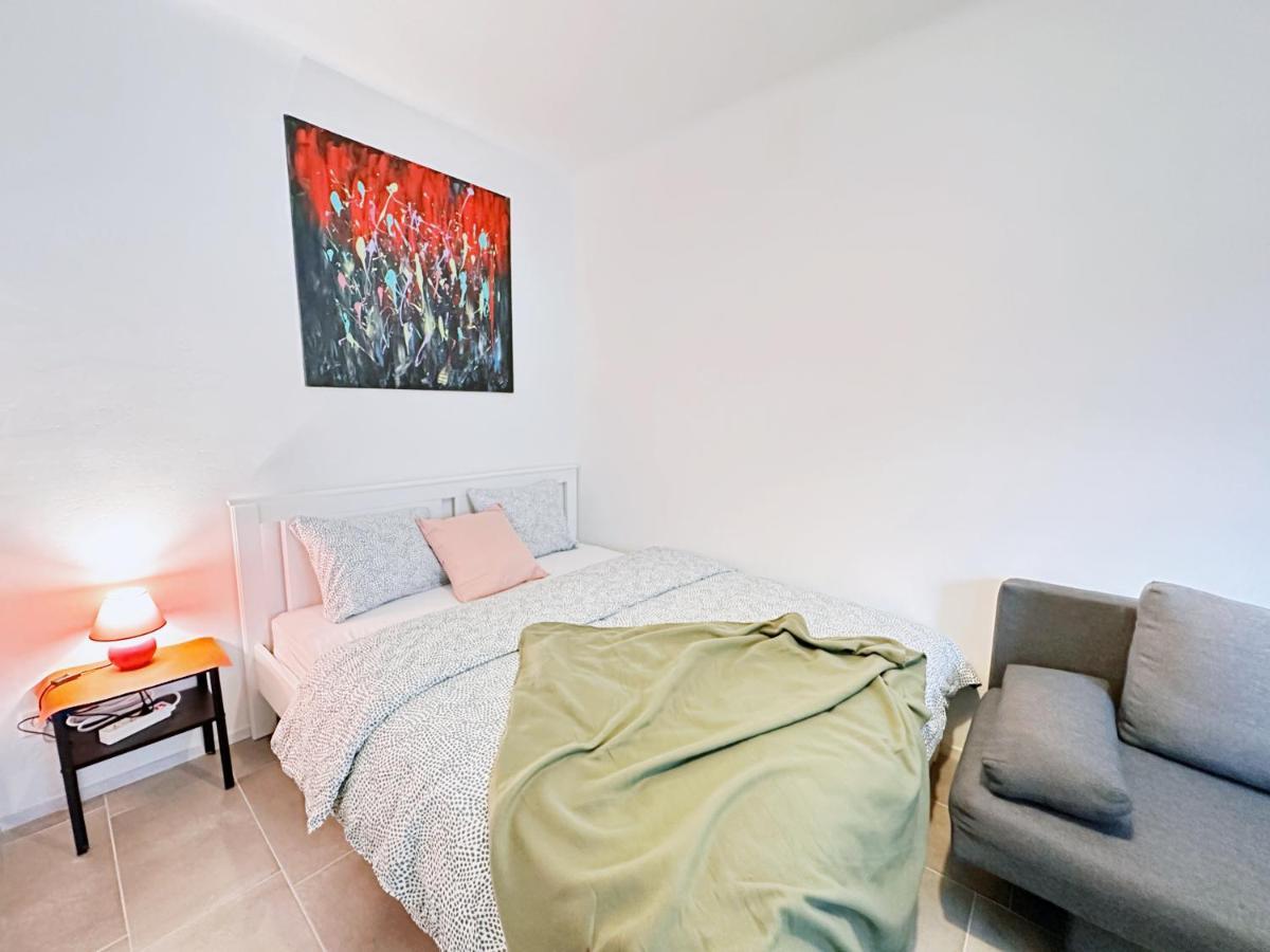 Appartamento Charming Three Bedrooms Near Station Vienna